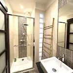 3 Bedrooms With Sea View - 4 Min Palais & Beaches
