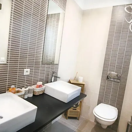 3 Bedrooms With Sea View - 4 Min Palais & Beaches Cannes