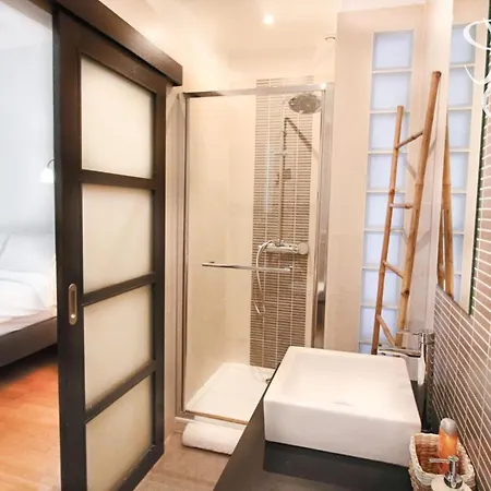 3 Bedrooms With Sea View - 4 Min Palais & Beaches