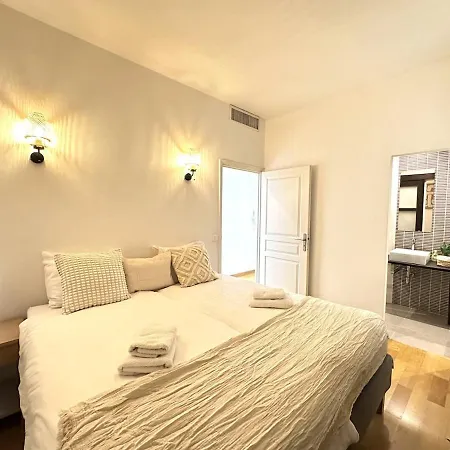 3 Bedrooms With Sea View - 4 Min Palais & Beaches Διαμέρισμα